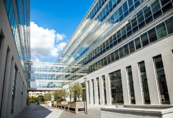 Location bureaux - Proche métro ligne 13 et gare routière