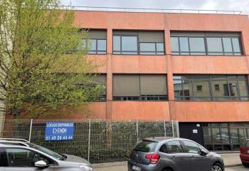 Location bureaux - Proche RER et autoroute A6a
