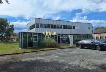 Location bureaux - Proche rocade sortie 26A