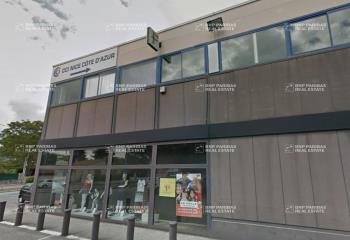 Location bureaux - Proche grands axes et parking  à Grasse - 06130