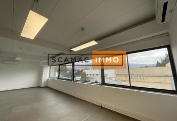 Location bureaux - Proche Bois de  à Grasse - 06130
