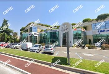 Location bureaux - Proximité autoroute A8 et transports en commun  à Grasse - 06130