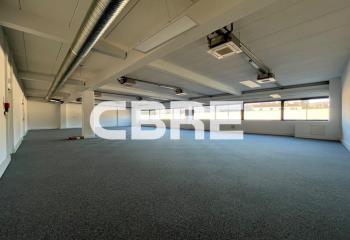 Location bureaux - Zone d'activités de la Paoute, proche autoroute A8  à Grasse - 06130