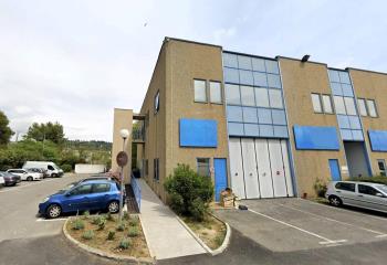 Location bureaux - Proche autoroute A8 et transports  à Grasse - 06130