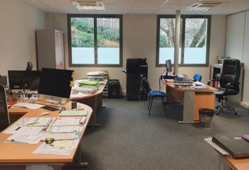 Location bureaux - Proche HP et Tramway Ligne 9  à Grenoble - 38000