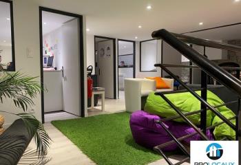 Location bureaux hypercentre - Proche Lycée Champollion  à Grenoble - 38000