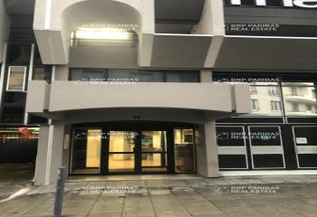 Location bureau à - Centre-ville - Proche transports  à Grenoble - 38000