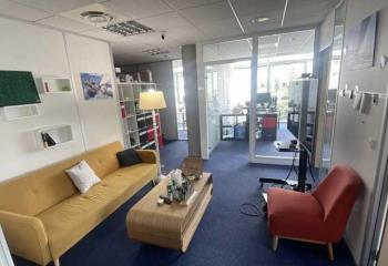 Location bureau Grenoble (38100) - 100 m²  à Grenoble - 38000
