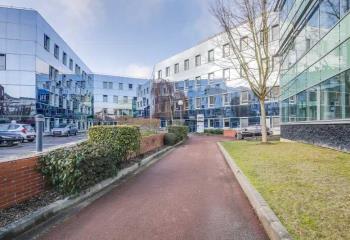 Louer des bureaux à - Immeuble Equinoxe  à Guyancourt - 78280