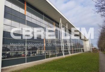 Plateaux de bureau à louer proche tram et services à  à Hérouville-Saint-Clair - 14200