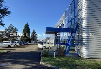 Location bureaux - Proche autoroutes A35 et A4, gare TGV Strasbourg  à Hoerdt - 67720