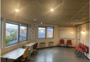 Location de bureau à - Boulevard Jean Jaurès - Proche RER A  à Houilles - 78800
