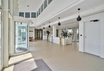 Location bureaux, proche métro Mairie d'Issy, ligne 12  à Issy-les-Moulineaux - 92130