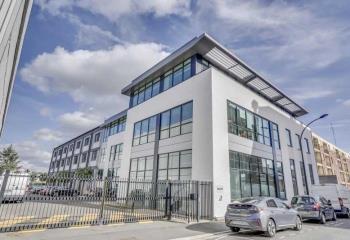 Location bureau Ivry-sur-Seine (94200) - 2247 m²  à Ivry-sur-Seine - 94200