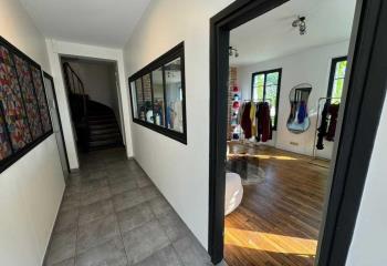 Location bureau Ivry-sur-Seine (94200) - 165 m²  à Ivry-sur-Seine - 94200
