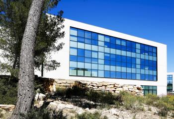 Bureau à la location dans la zone industrielle Athélia IV à la Ciotat  à La Ciotat - 13600