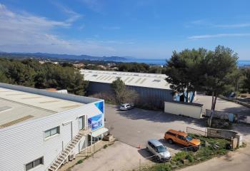 Bureaux à louer - Proche autoroutes et bus  à La Ciotat - 13600