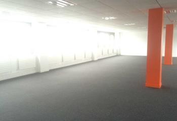 Surfaces de bureaux à la location proche Vieux Lille à  à La Madeleine - 59110