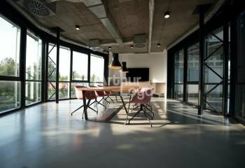 Bureaux à louer - bâtiment tertiaire polyvalent - VRU  à La Motte-Servolex - 73290