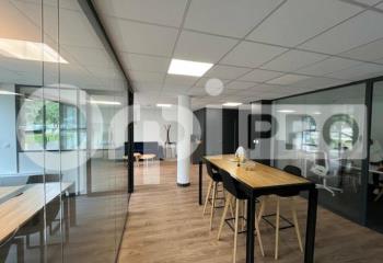 Location bureaux à - Vieux-Port - Proche centre-ville et gare  à La Rochelle - 17000