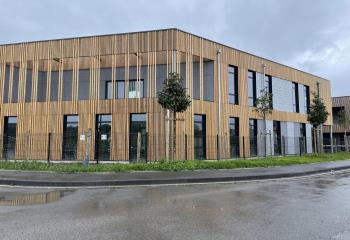 Location bureaux - Proximité Compiègne, A1, Roissy et Beauvais  à Lacroix-Saint-Ouen - 60610
