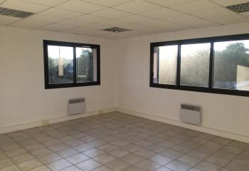 Location bureaux - Proche rocade et aéroport