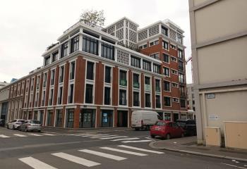 Location bureaux - Quartier Les Halles, proche commerces