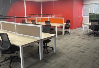 Location bureaux - Proche gare et transports en commun