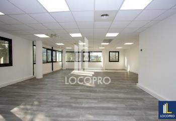 Bureaux à louer à la basse Duranne à Aix-en-Provence - Proche gare SNCF  à LES-MILLES - 13290