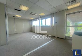 Location de bureaux au sein de l'immeuble Hemiris -  à LES-MILLES - 13290