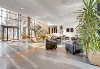 Bureaux à louer - Proche Métro Louise Michel et Porte de Champerret  à Levallois-Perret - 92300