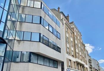 Bureaux à louer, proche Pont de Levallois et Gare SNCF  à Levallois-Perret - 92300
