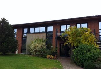 Bureaux à louer - Proche autoroute et environnement verdoyant  à Lezennes - 59260