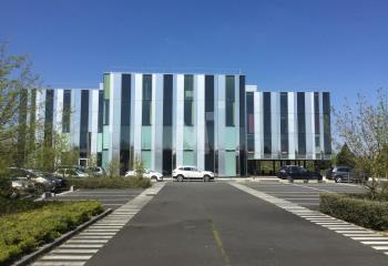 Location bureaux - Proche Centre Commercial Carré Sénart et RER D  à Lieusaint - 77127