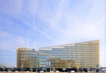 Location bureaux - Proche Métro et Gare Flandres / Europe  à Lille - 59000