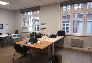 Location bureaux, au pied des gares Flandres et Europe