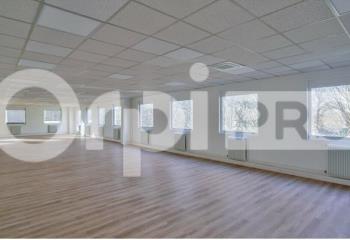 Location bureau (77185) - 257 m²
