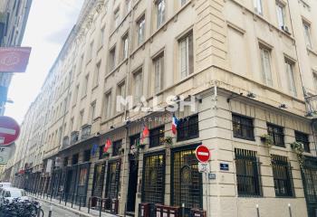 Location bureaux - Proche métro, bus, gare Perrache et vélo'V  à Lyon 1 - 69001