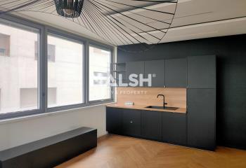 Location bureaux - Confluence, proche gare Perrache, tram et bus  à Lyon 2 - 69002