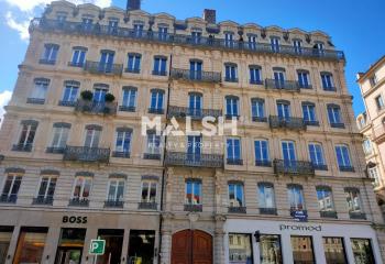 Location bureaux - Place des Jacobins, proche gare Lyon Perrache, métro A et D  à Lyon 2 - 69002