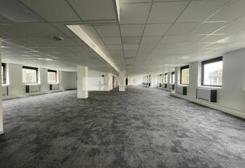 Location bureaux - Proche Part-Dieu, métro, tram et gare TGV  à Lyon 3 - 69003