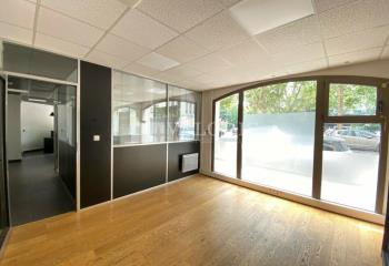 Bureau à louer à - Triangle d'Ord - Accès métro et bus