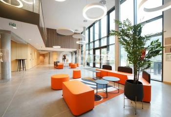 Location bureaux - Proche D21, D306, bus 31, 43  à Lyon 9 - 69009