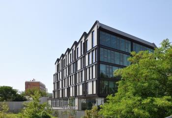 Location bureaux - Proche Valvert, gares TER, TCL et autoroute  à Lyon 9 - 69009