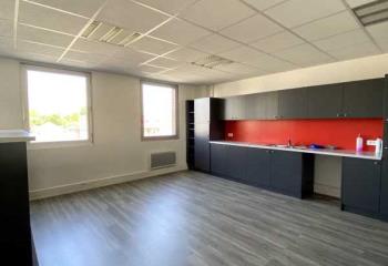 Bureaux à louer proche du tramway Buisson -  à Marcq-en-Baroeul - 59700