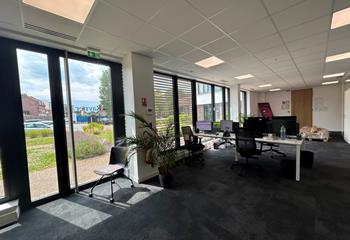 Location bureaux - Proximité métro et zone d'activités de la Pilaterie