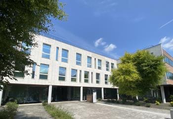 Location bureaux - Proche gares et réseaux autoroutiers  à Marcq-en-Baroeul - 59700