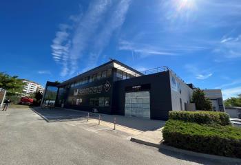 Location bureaux - Proche autoroutes et Transilien St-Marcel  à Marseille 11 - 13011