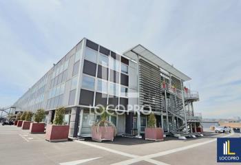 Location bureaux - Proche autoroute, port et gare Saint Charles  à Marseille 14 - 13014