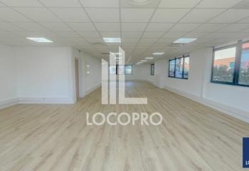 Location bureaux - Parc des Aygalades, proche A7 et bus 30  à Marseille 14 - 13014